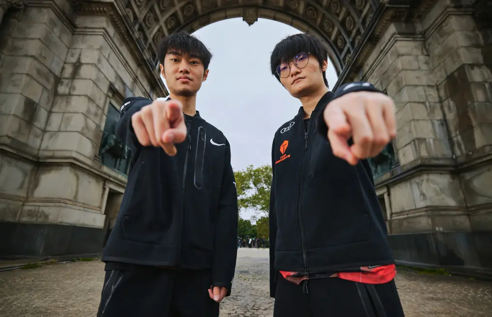 米乐m6官网入口JackeyLove爆冷击败利物浦，惊险取胜引爆全场！的简单介绍